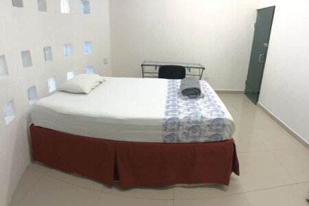 Bed and breakfast 2 bedrooms, with gym