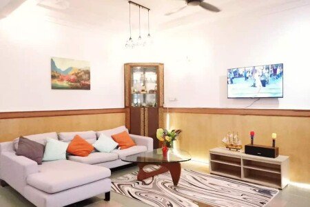 House 4 bedrooms, with jacuzzi