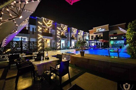 House 2 bedrooms, with pool