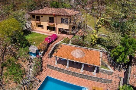 Gîte 5 chambres, avec piscine