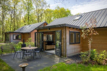 House 2 bedrooms, with garden