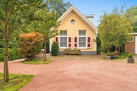 House 1 bedroom, with jacuzzi