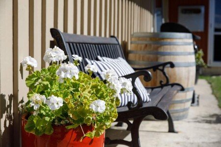 House 2 bedrooms, with garden