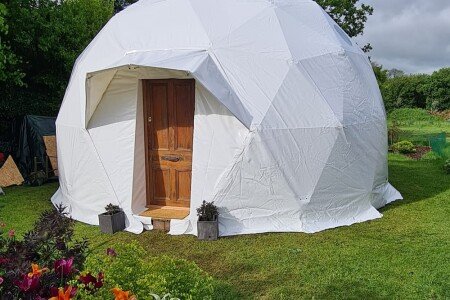 Bed and breakfast 2 bedrooms, with garden