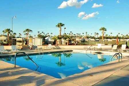 House 1 bedroom, with jacuzzi