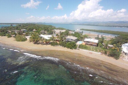 House 6 bedrooms, with pool