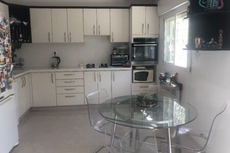 House 5 bedrooms, with garden