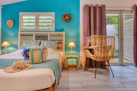 Bed and breakfast design, 1 chambre, avec piscine