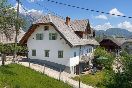 Casa 3 camere, con giardino