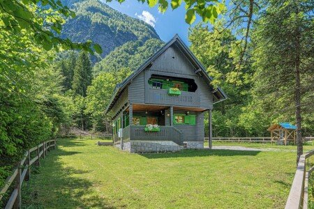 Chalet 4 camere, con giardino