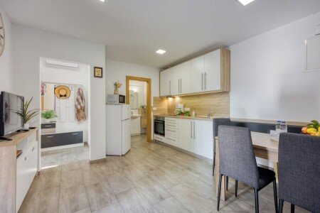 Appartamento 2 camere, con giardino