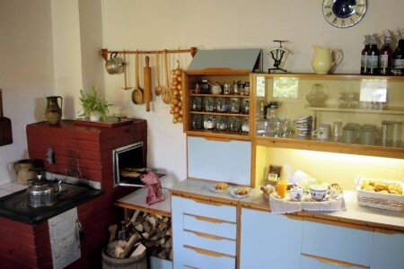 Bed and breakfast 3 camere, con giardino