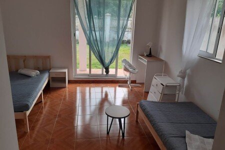 House 9 bedrooms, with garden