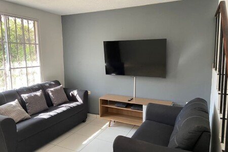 House 3 bedrooms, with air conditioning