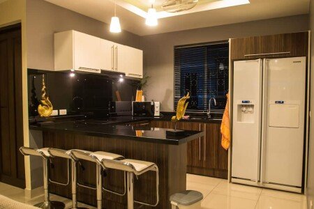 Villa design, 2 chambres, avec piscine