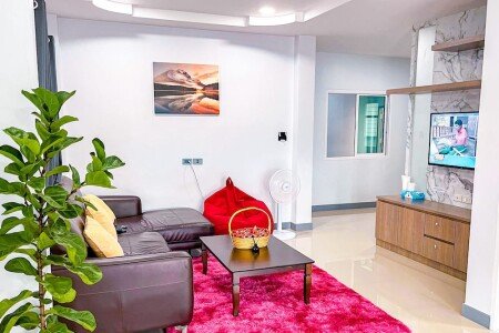 House 3 bedrooms, with pool