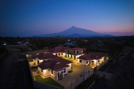 Villa 16 guests, with garden