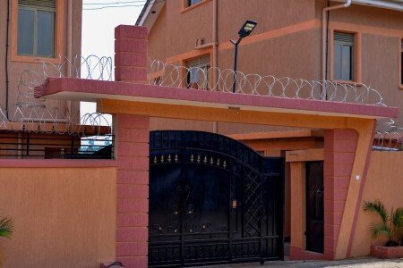 Aparthotel 9 bedrooms, with gym