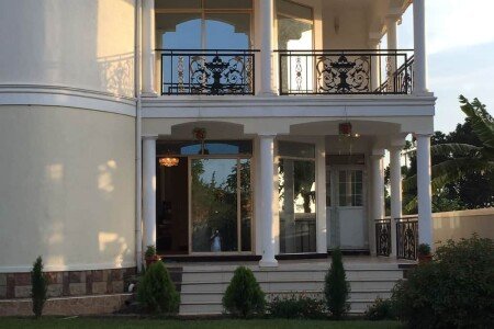 House 3 bedrooms, with garden