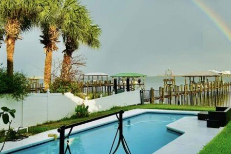 Bed and breakfast 1 bedroom, with pool