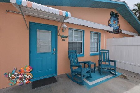 Bed and breakfast 1 bedroom, with pool