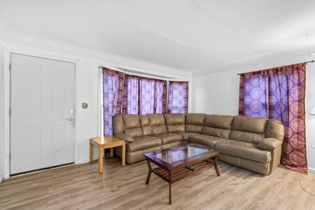 House 4 bedrooms, with jacuzzi