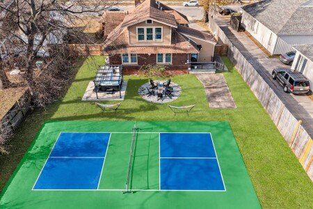 House 4 bedrooms, with jacuzzi