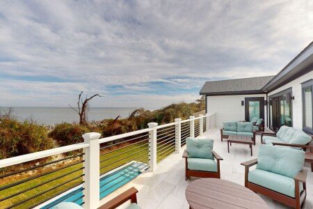 House 4 bedrooms, with jacuzzi