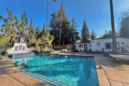 House 1 bedroom, with jacuzzi