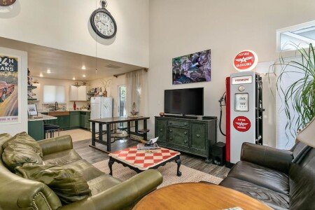 House 2 bedrooms, with garden