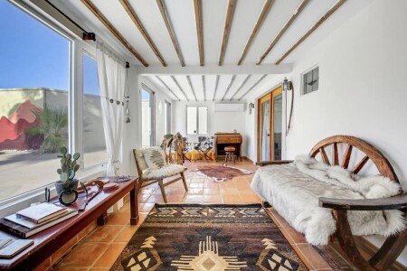 Bed and breakfast 2 bedrooms, with pool