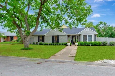 House 4 bedrooms, with jacuzzi
