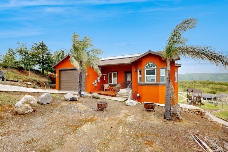 House 3 bedrooms, with jacuzzi