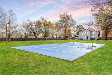 House 6 bedrooms, with garden