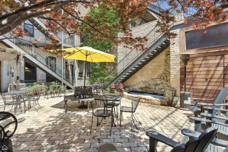 Bed and breakfast 8 bedrooms, with garden