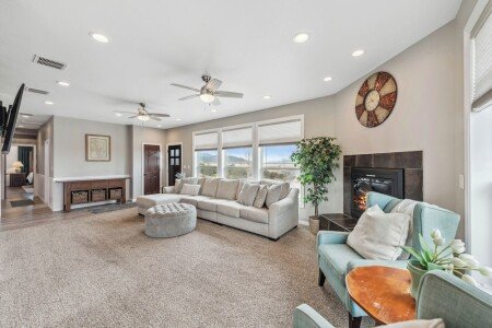 House 6 bedrooms, with jacuzzi