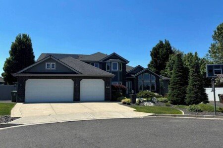 House 6 bedrooms, with jacuzzi