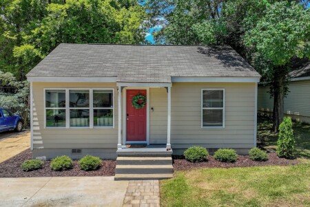 House 4 bedrooms, with jacuzzi