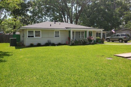 House 2 bedrooms, with garden