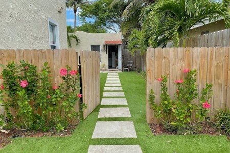 Bed and breakfast 1 bedroom, with garden