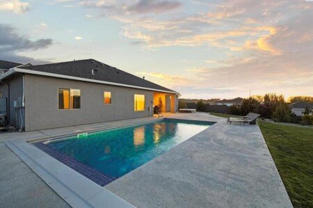 House 4 bedrooms, with jacuzzi