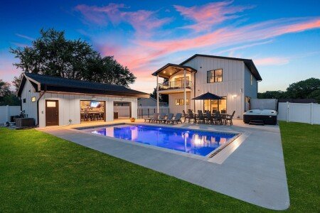 House 7 bedrooms, with jacuzzi