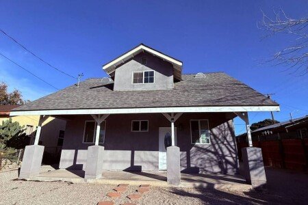 House 3 bedrooms, with air conditioning