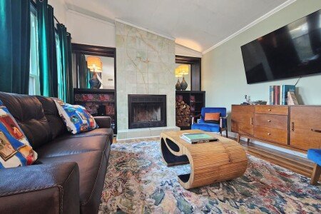 House 4 bedrooms, with jacuzzi