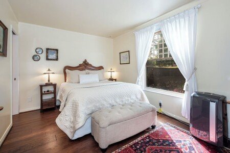 Bed and breakfast 1 bedroom, with air conditioning