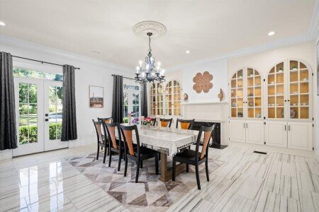 House 4 bedrooms, with jacuzzi