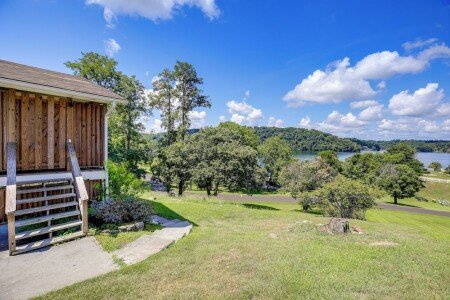 House 3 bedrooms, with garden