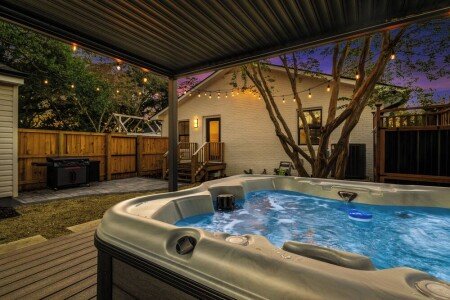House 4 bedrooms, with jacuzzi