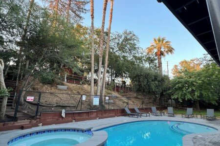 House 5 bedrooms, with jacuzzi