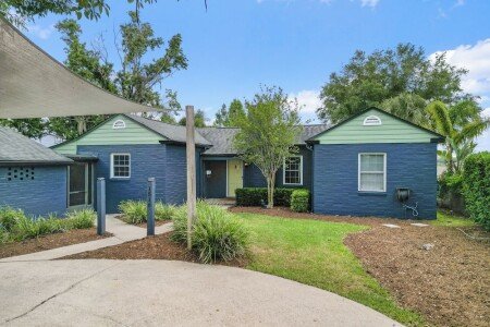 House 3 bedrooms, with jacuzzi